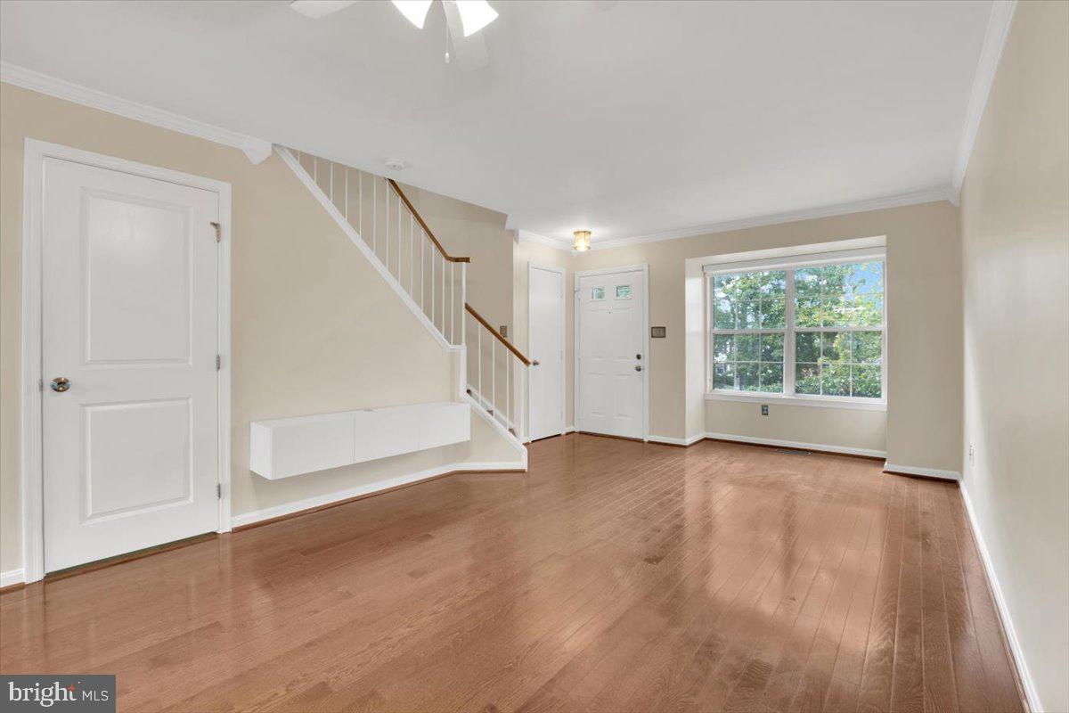 5657 WHITE DOVE LANE