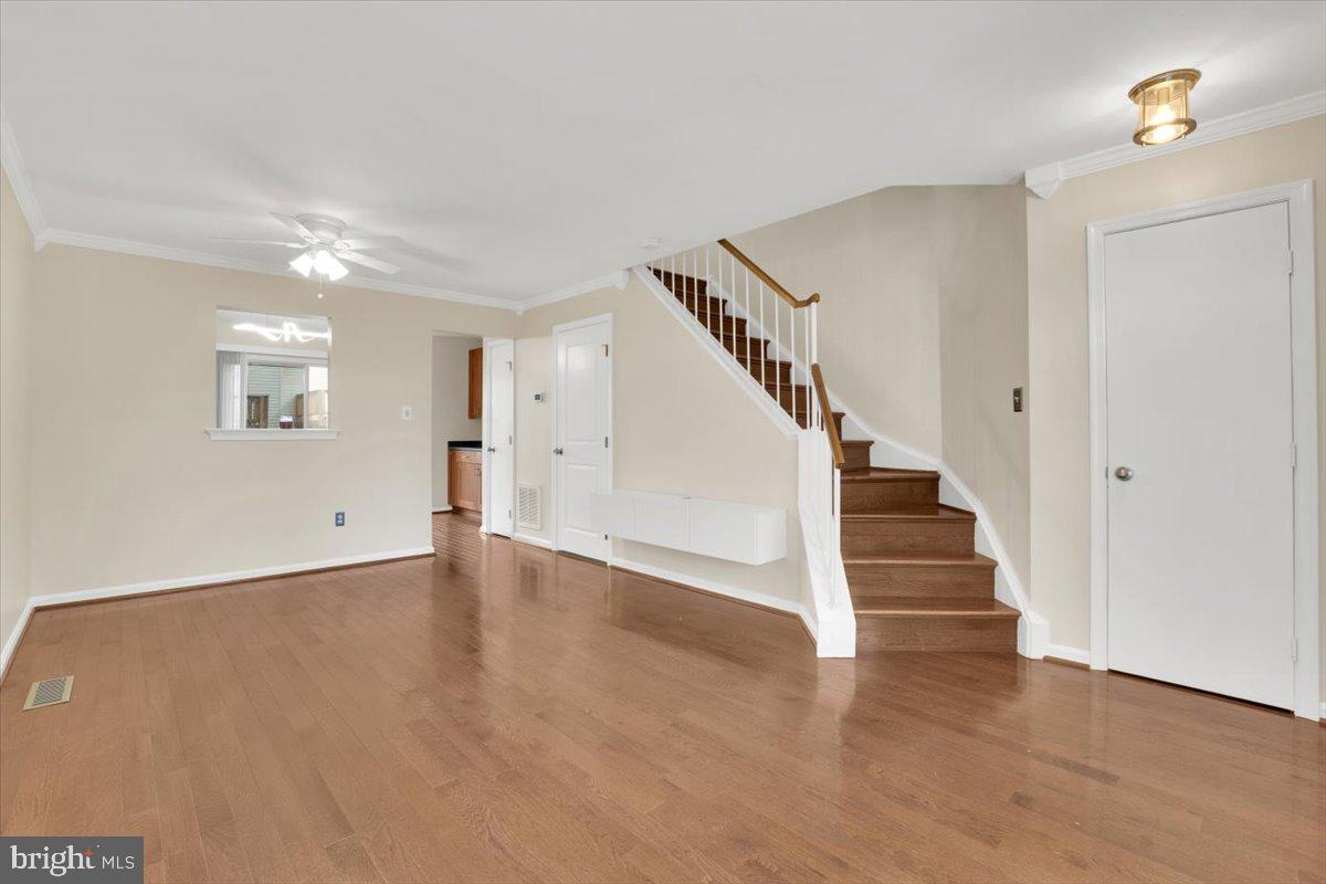 5657 WHITE DOVE LANE