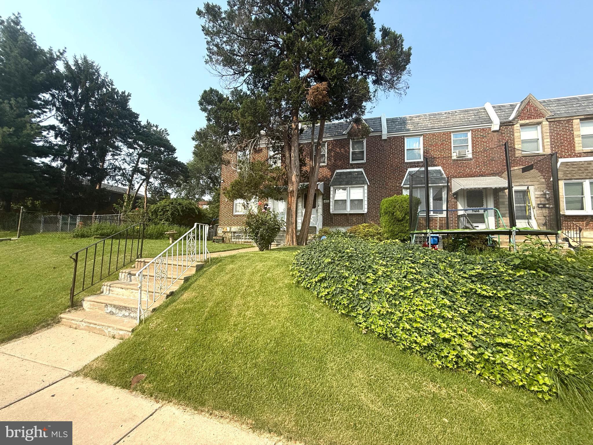 4111 MAGEE AVENUE