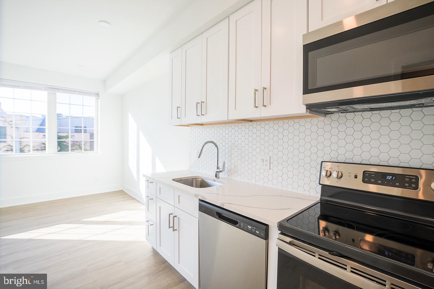 1324 FRANKFORD AVENUE UNIT 412