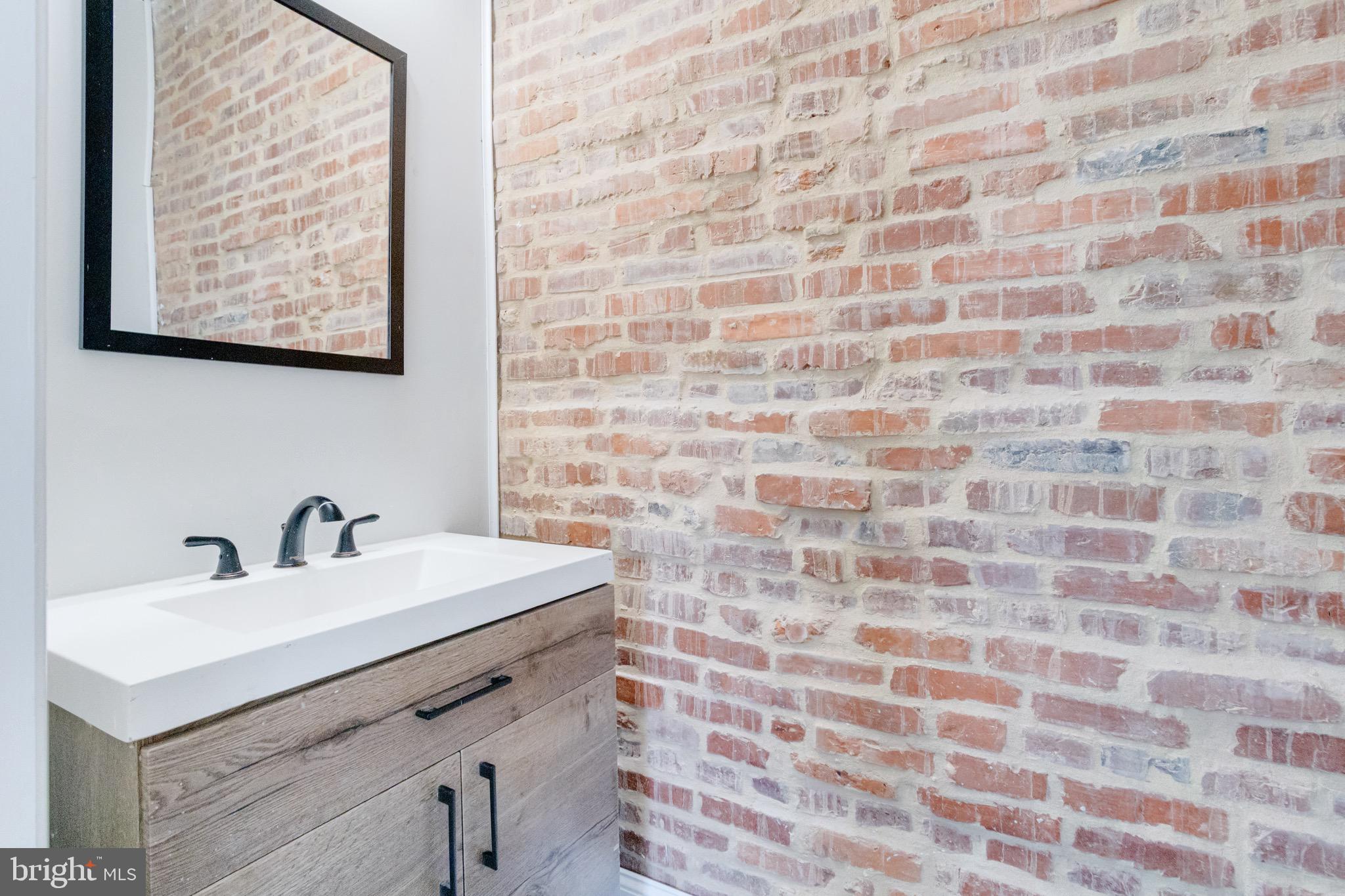 EAST BALTIMORE MIDWAY - Residential