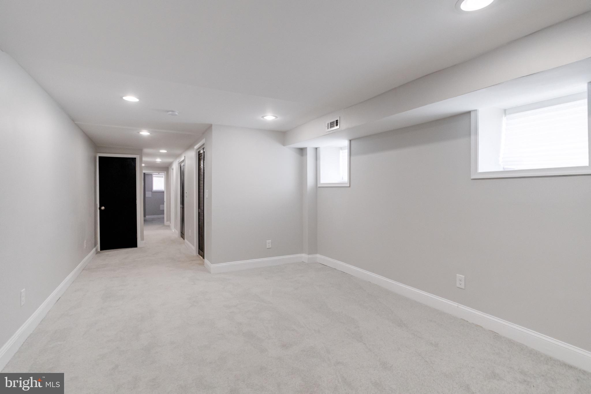 EAST BALTIMORE MIDWAY - Residential