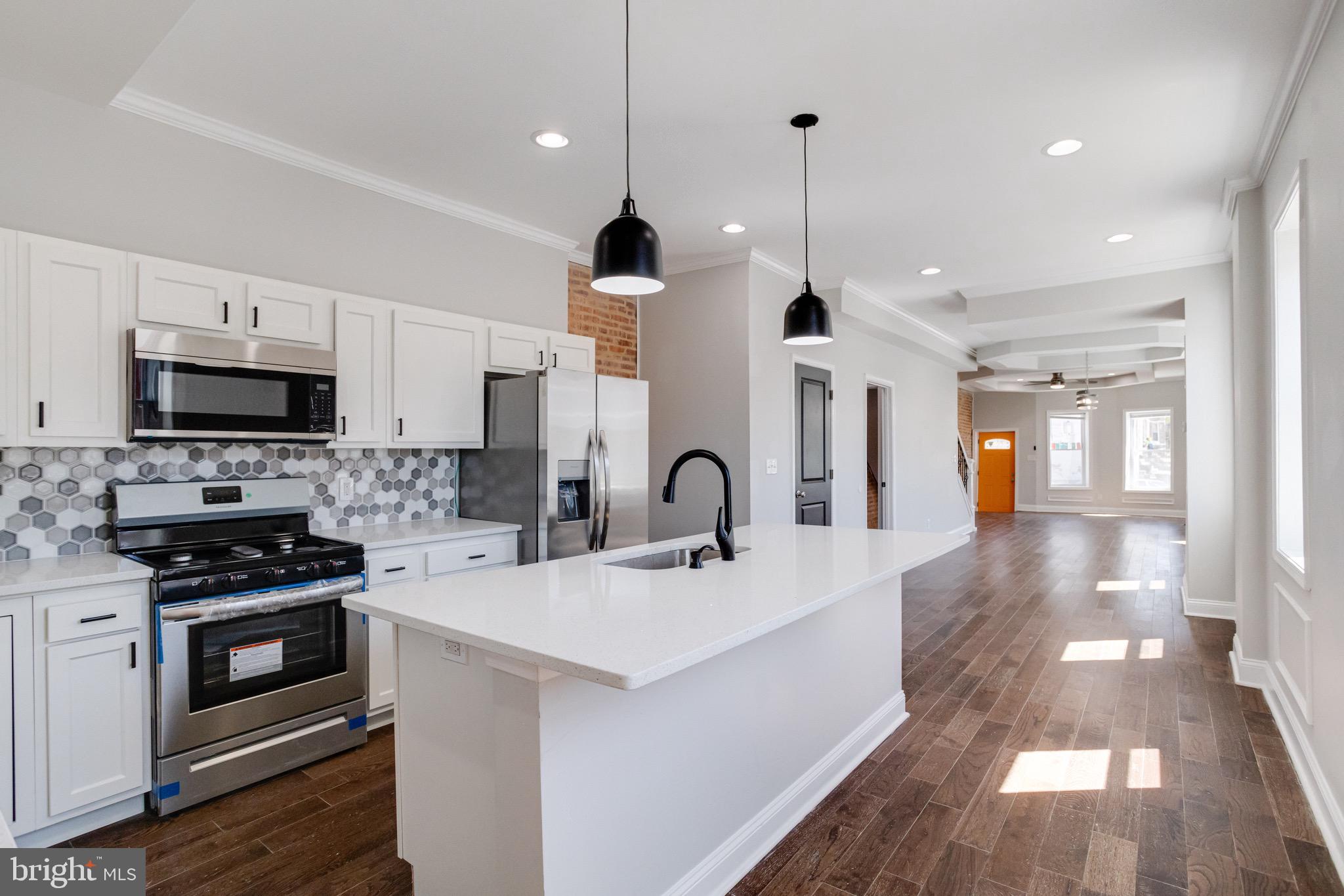 EAST BALTIMORE MIDWAY - Residential