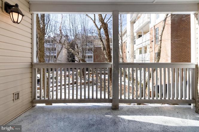 FOUNTAINS AT MCLEAN - Residential Lease