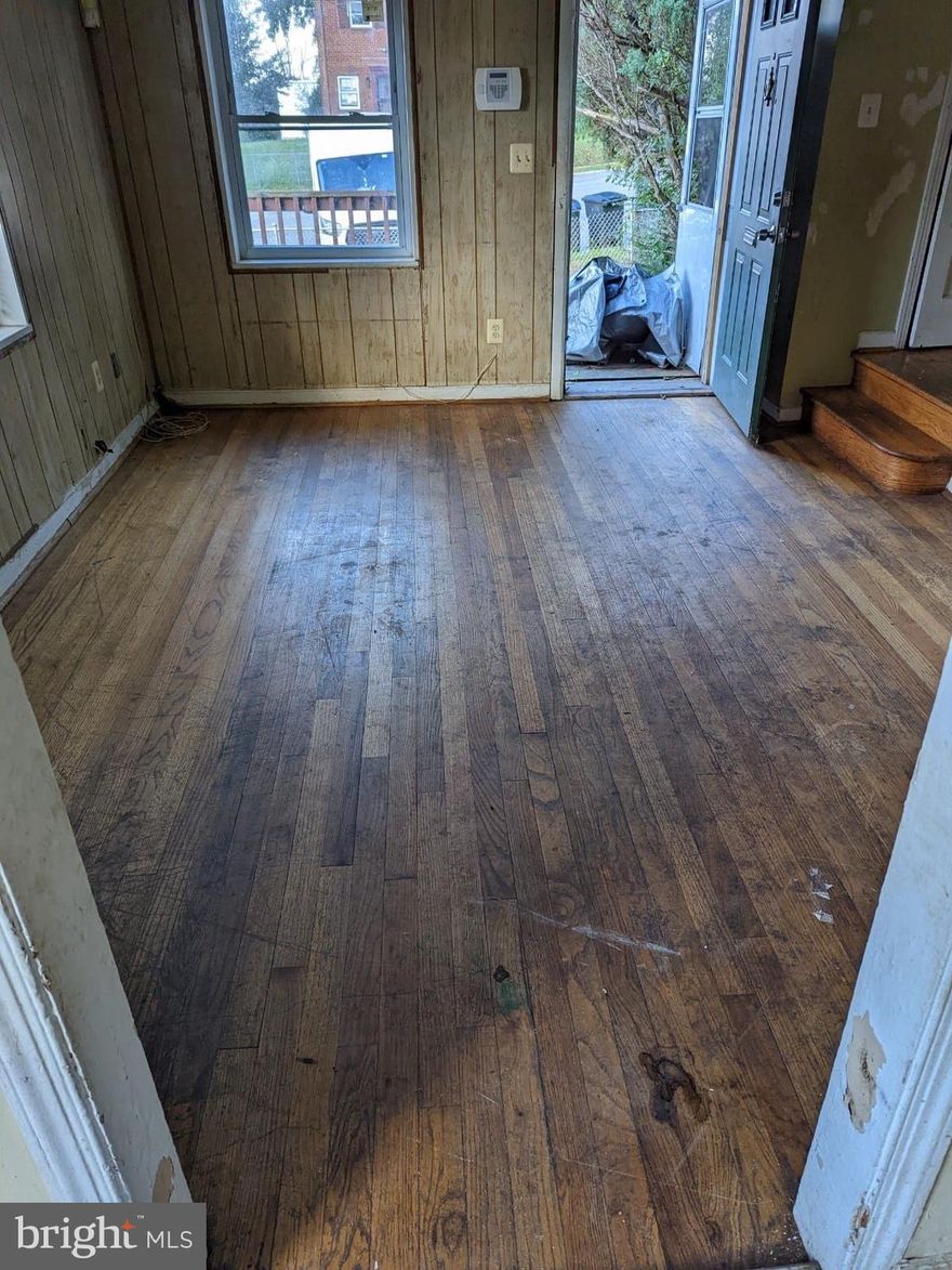 This promising Capitol Heights property boasts three generously-sized bedrooms and a full bath, offering the ideal canvas for your renovation vision. Situated in the sought-after Capitol Heights Area, this fixer-upper presents an excellent investment opportunity for those looking to turn it into a stunning and profitable residence. Don't miss out on the chance to transform this diamond in the rough into a true gem.