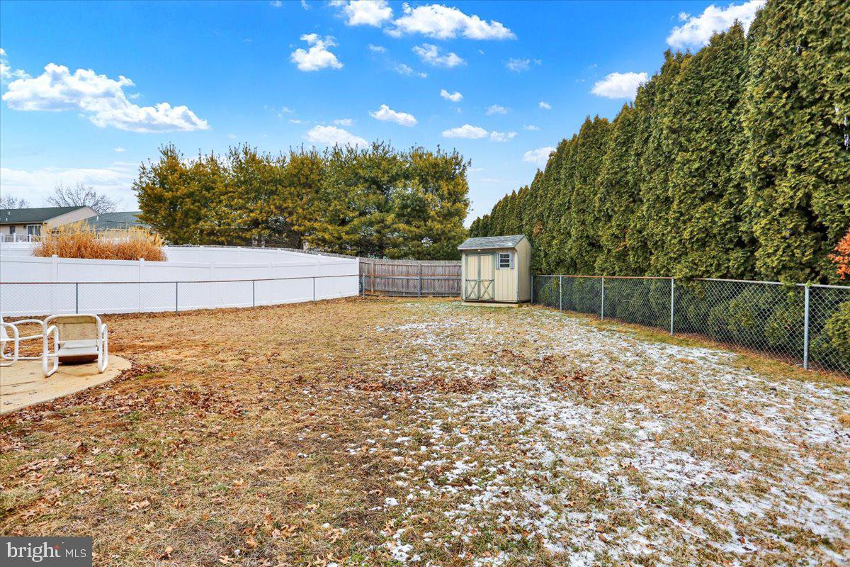 WHITFORD HILL - Residential