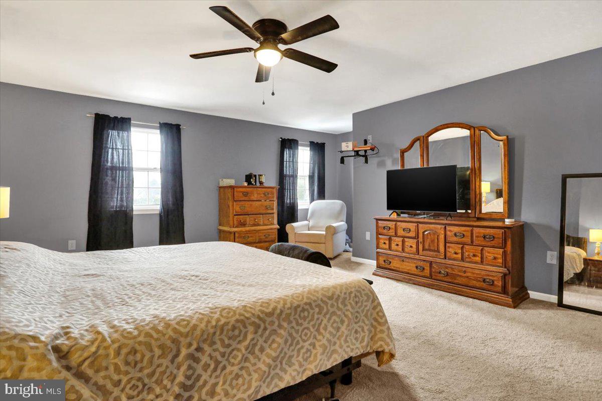 WHITFORD HILL - Residential