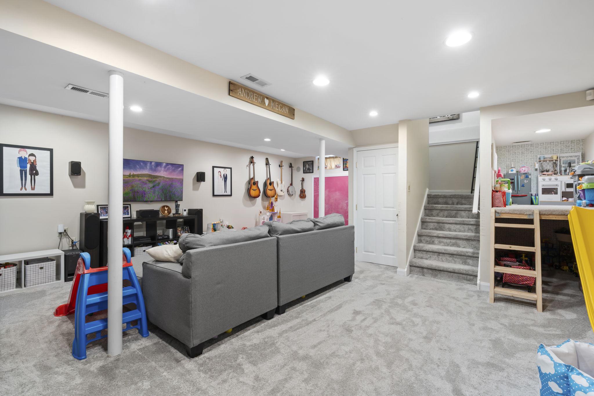 CRANBERRY ESTATES - Residential