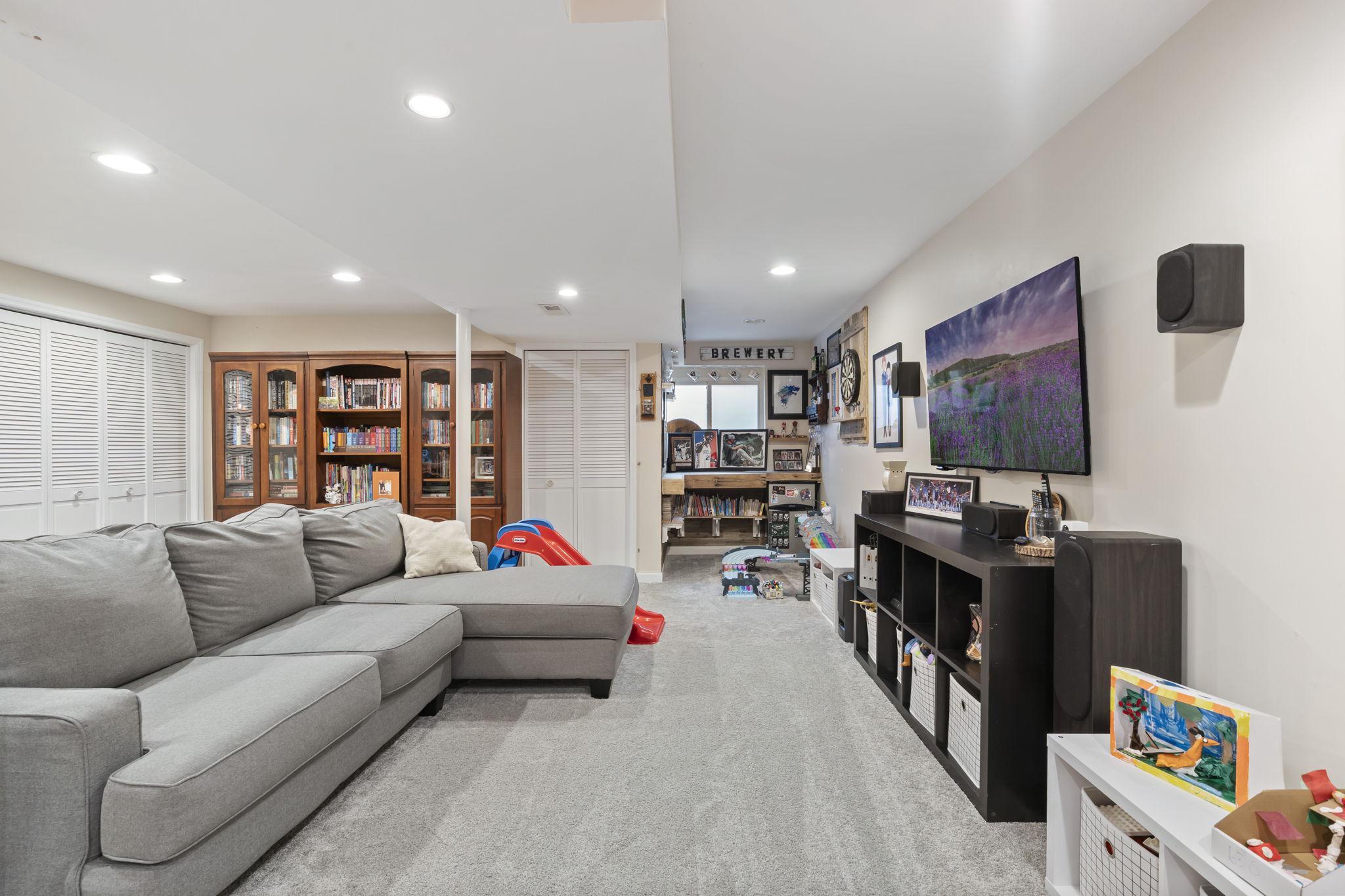 CRANBERRY ESTATES - Residential