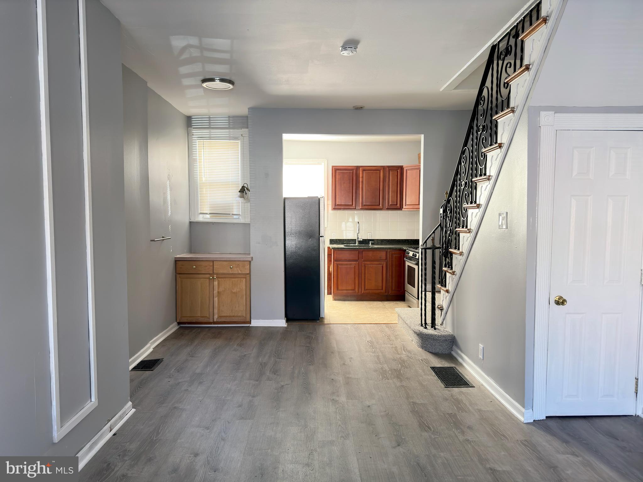 WHITMAN - Residential Lease