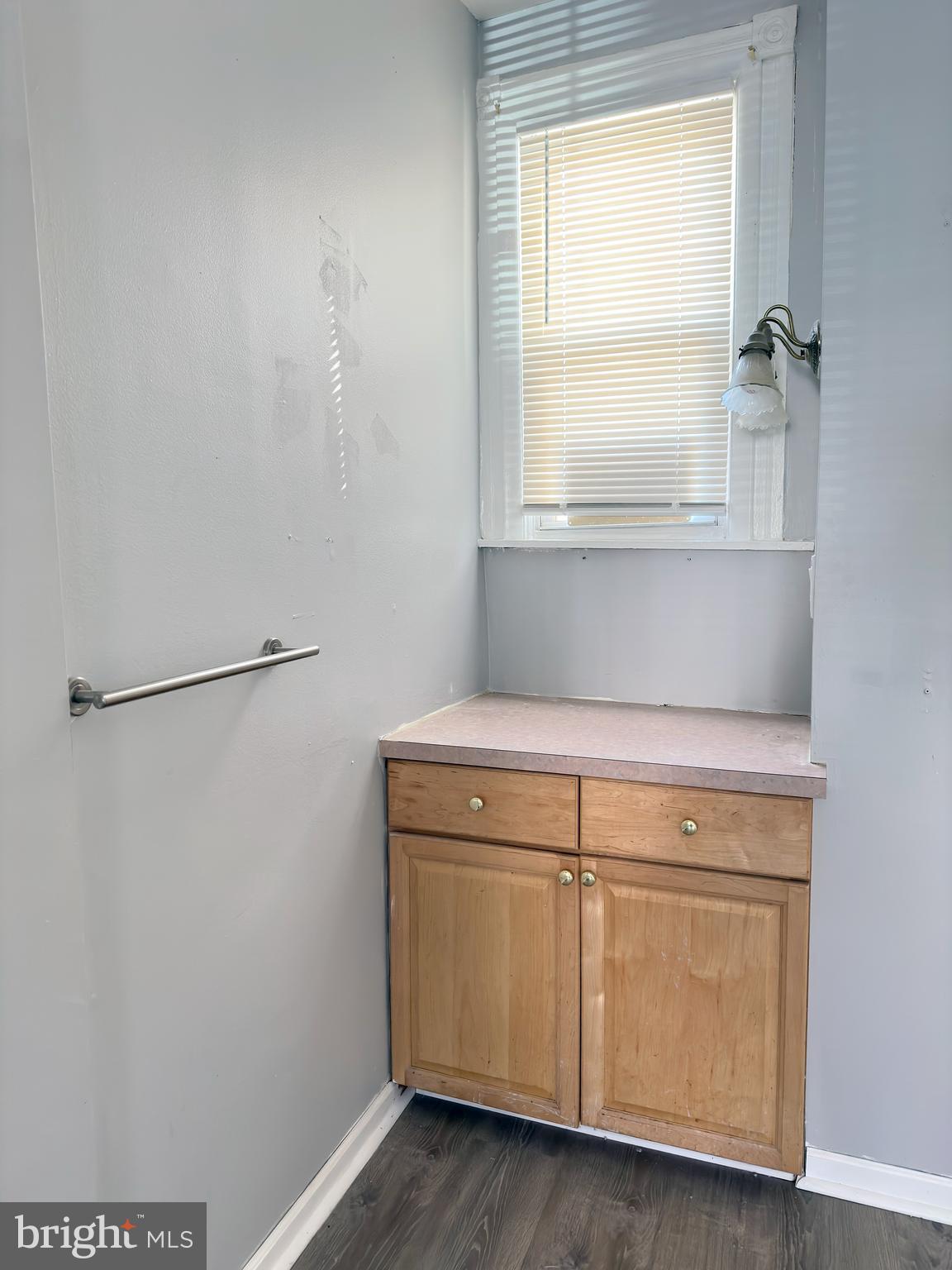 WHITMAN - Residential Lease