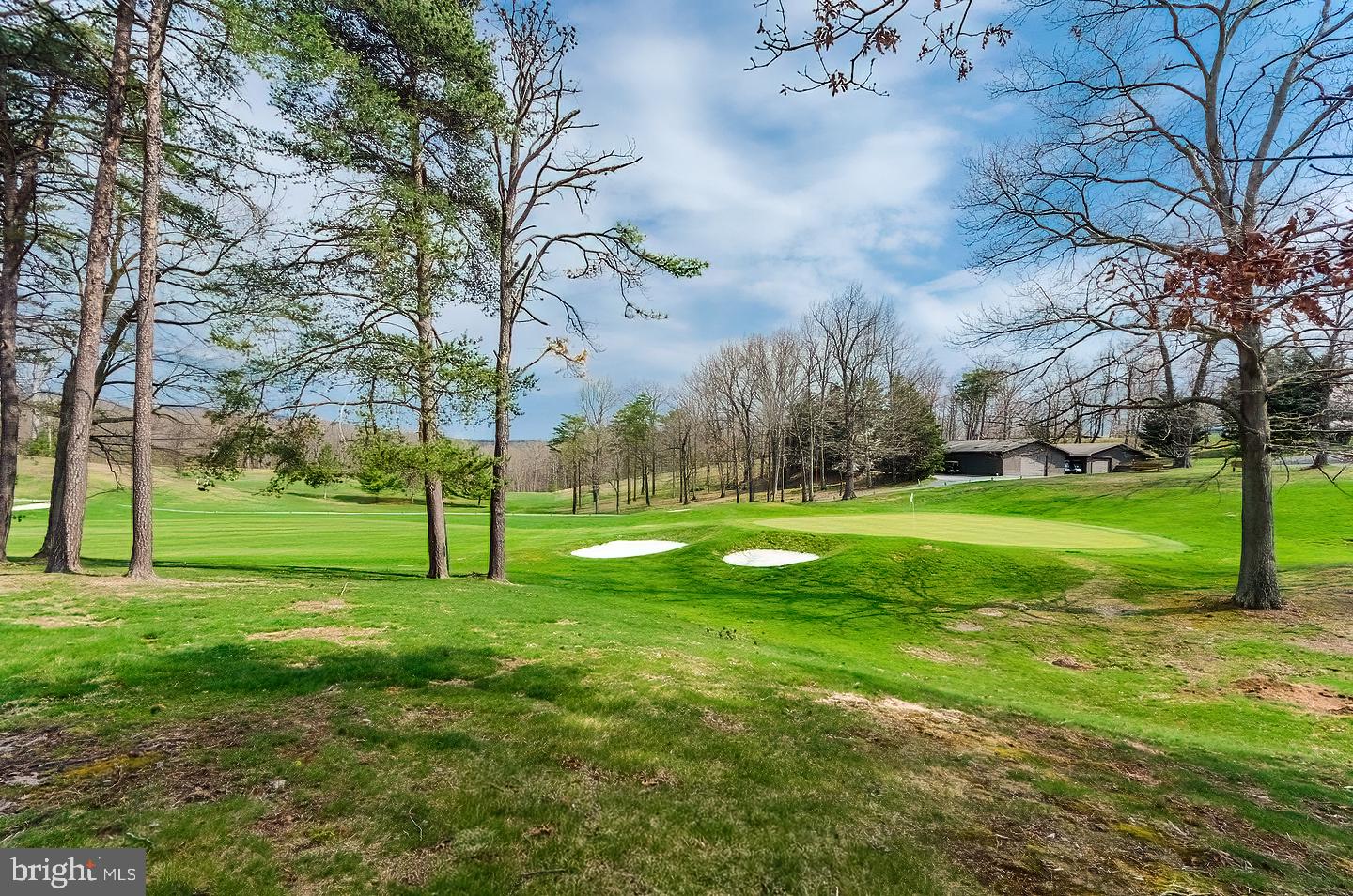 THE WOODS - Residential