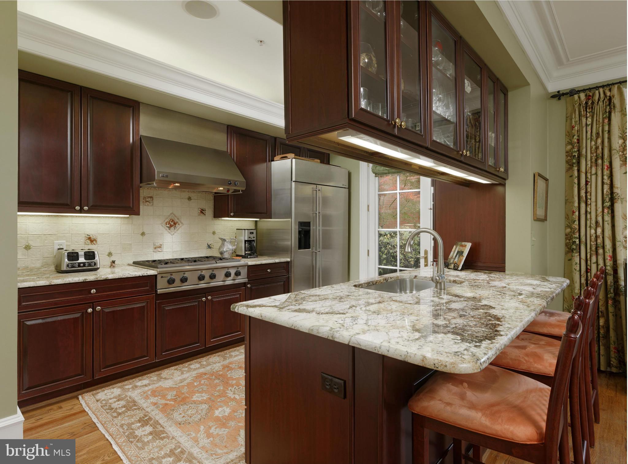 BACKYARD BOATS - Residential