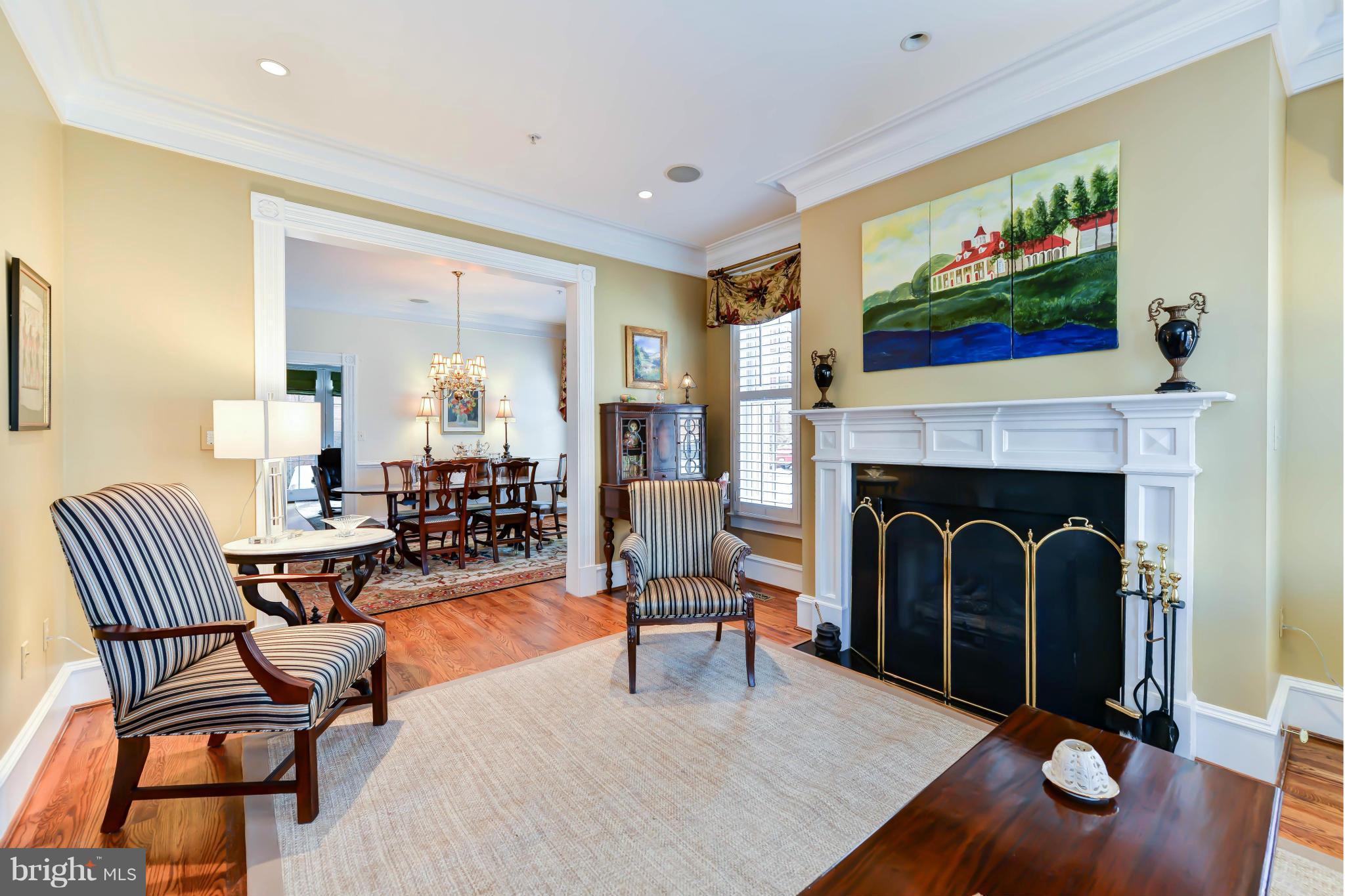 BACKYARD BOATS - Residential