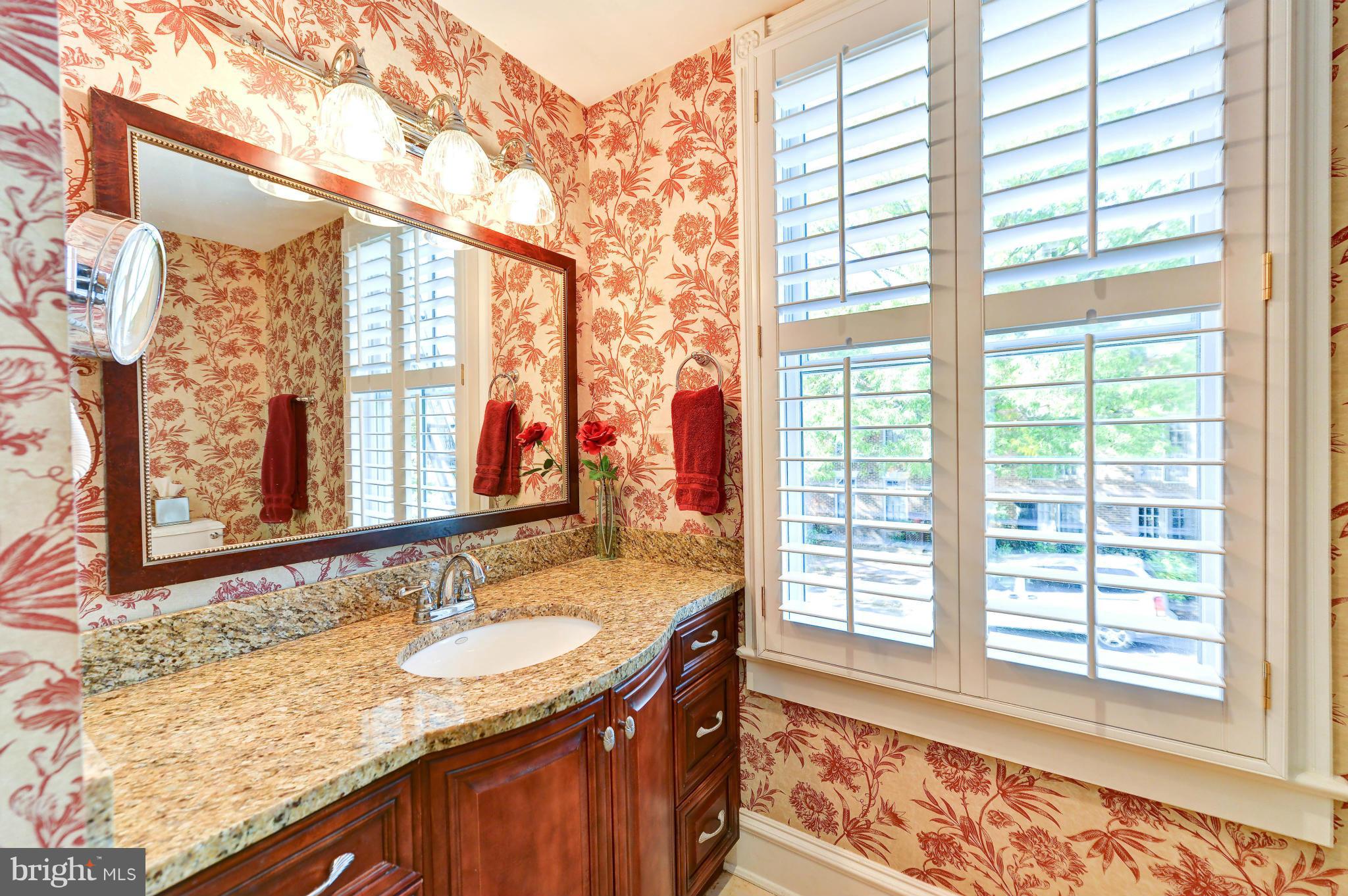 BACKYARD BOATS - Residential