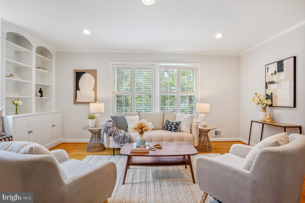 NORTH CHEVY CHASE - Residential