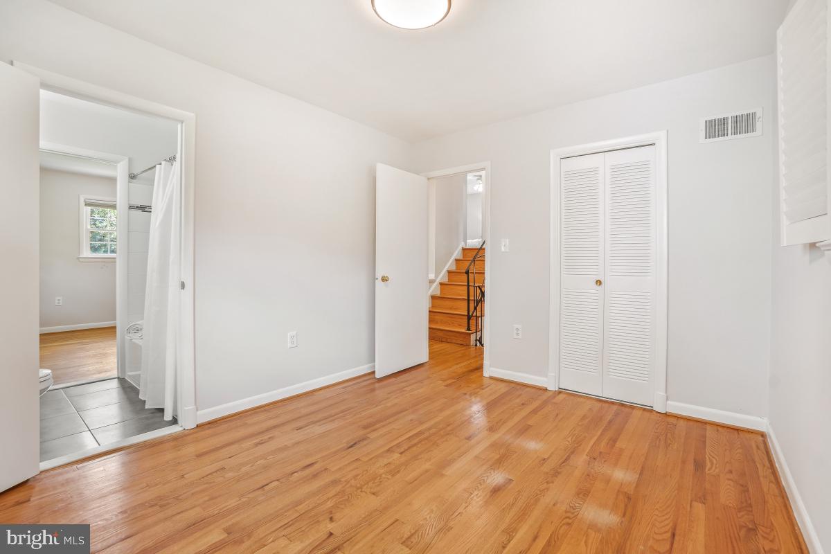 NORTH CHEVY CHASE - Residential