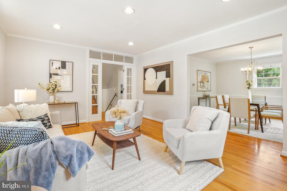 NORTH CHEVY CHASE - Residential