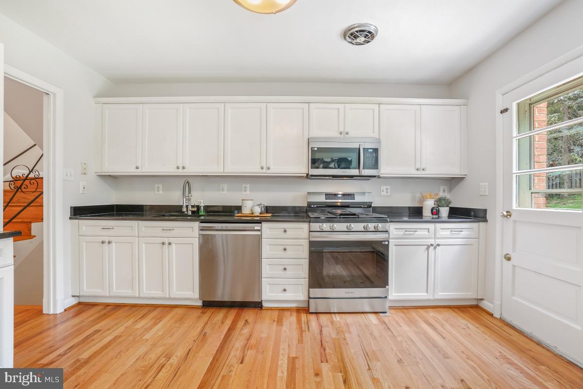 NORTH CHEVY CHASE - Residential