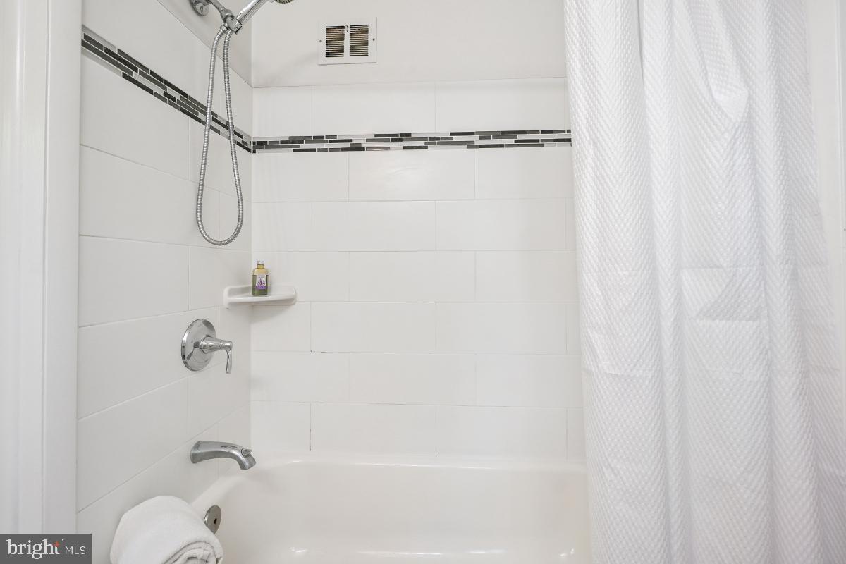 NORTH CHEVY CHASE - Residential