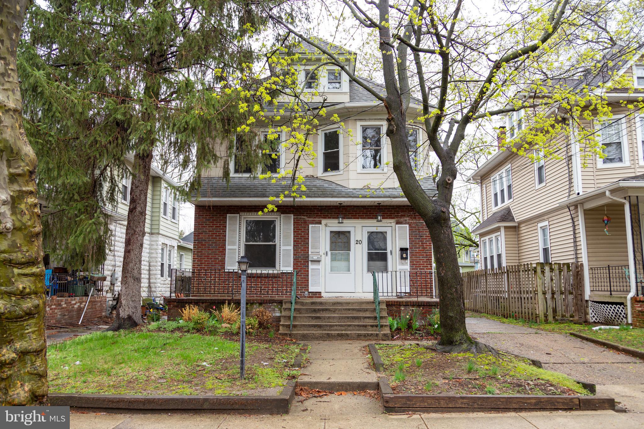 20 CRESTMONT TERRACE