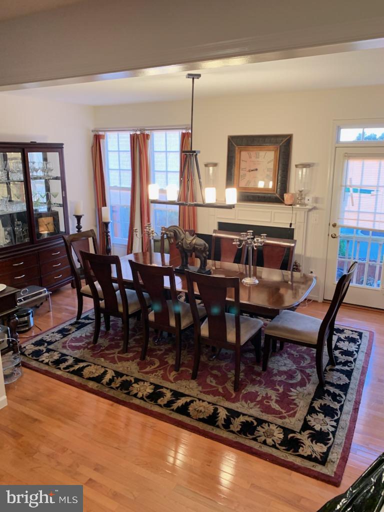 WINDMILL CROSSING - Residential Lease