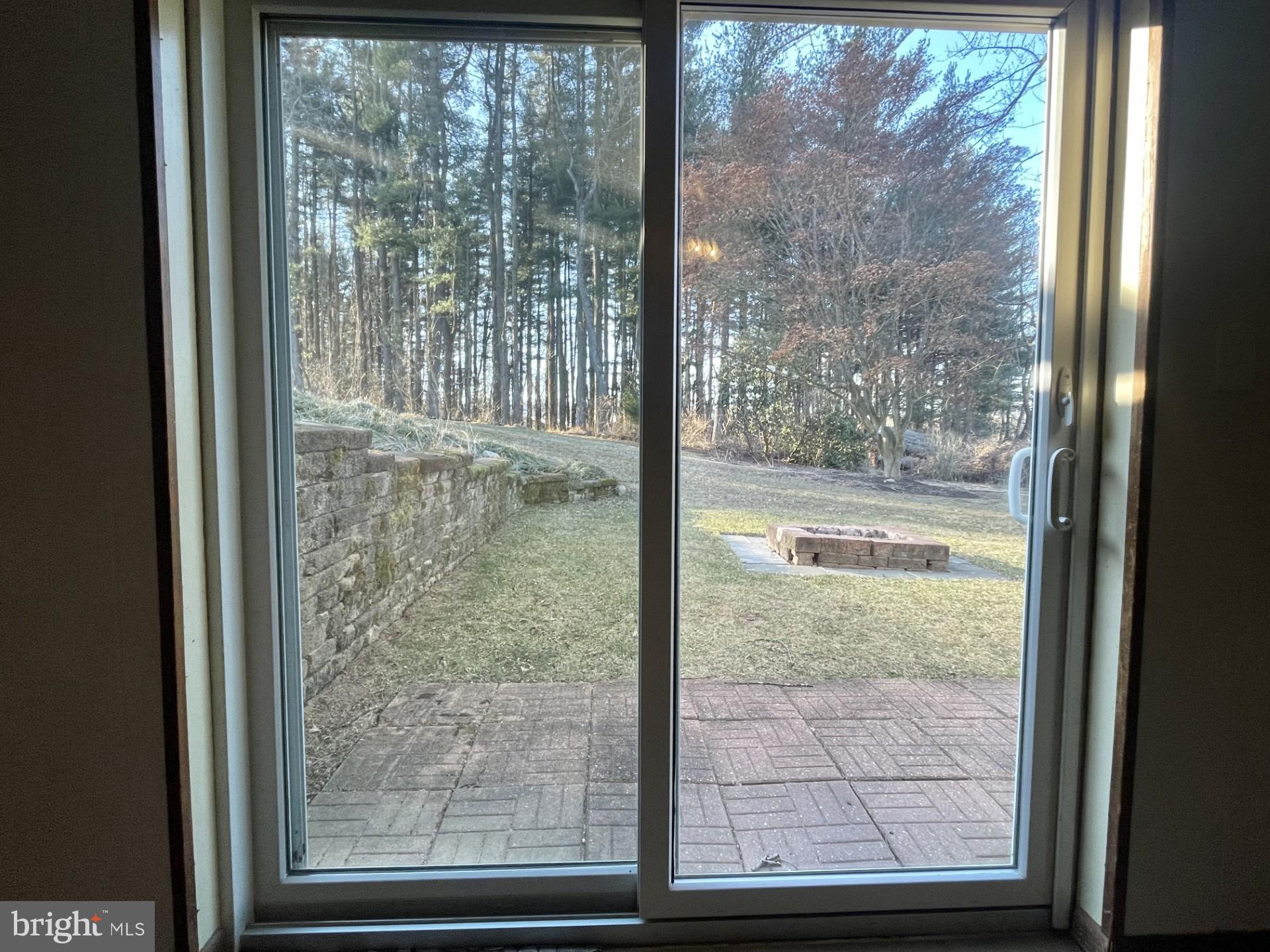 ROCKS ACRES - Residential