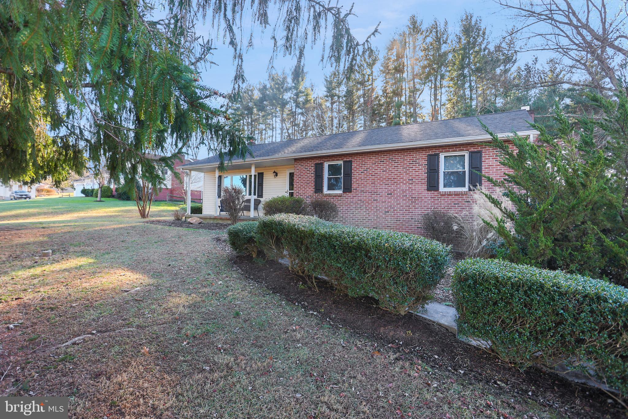 ROCKS ACRES - Residential