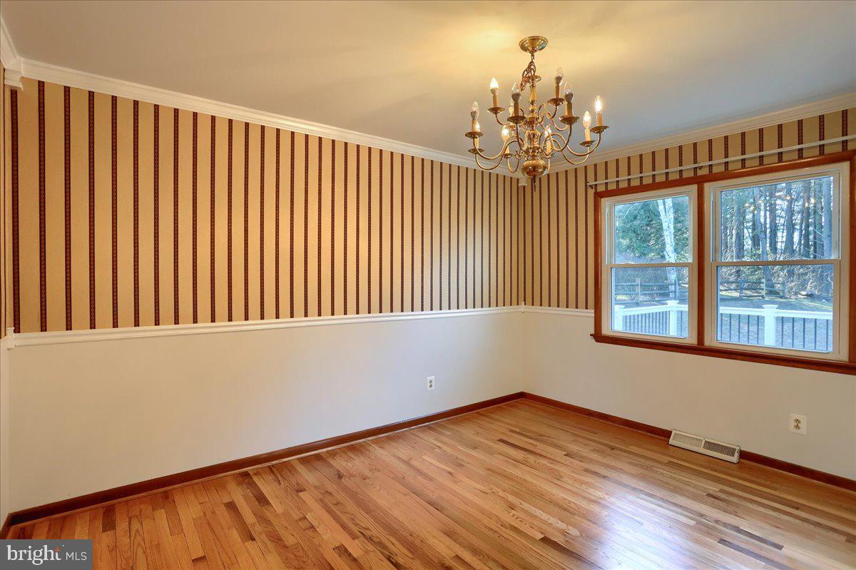 ROCKS ACRES - Residential