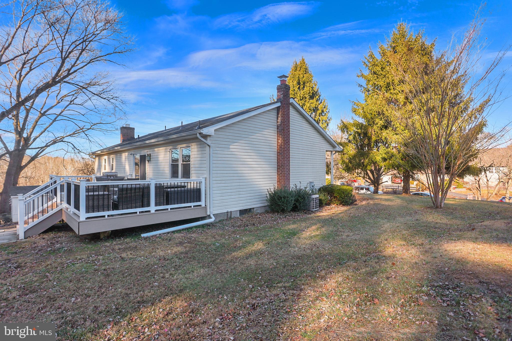 ROCKS ACRES - Residential