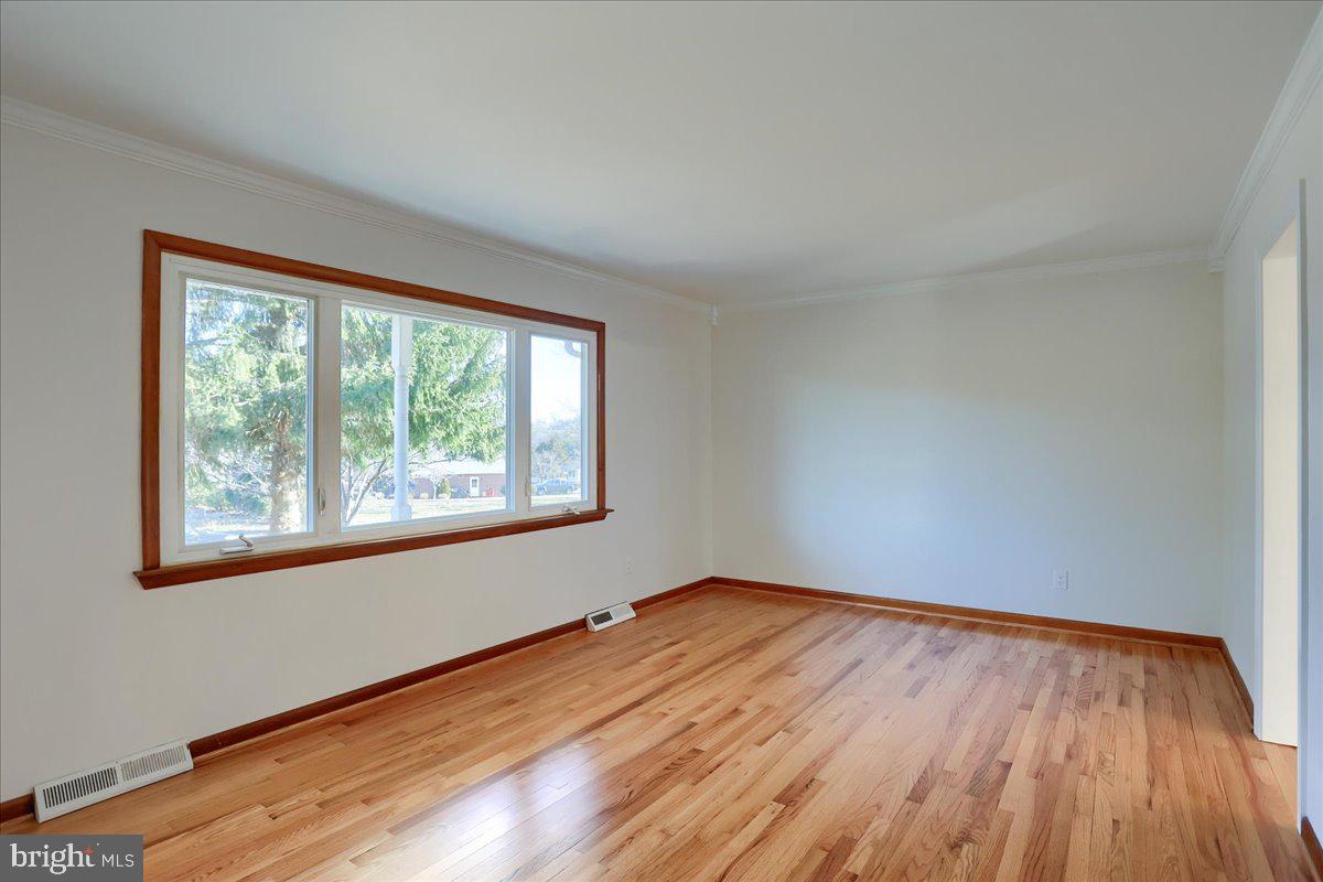 ROCKS ACRES - Residential