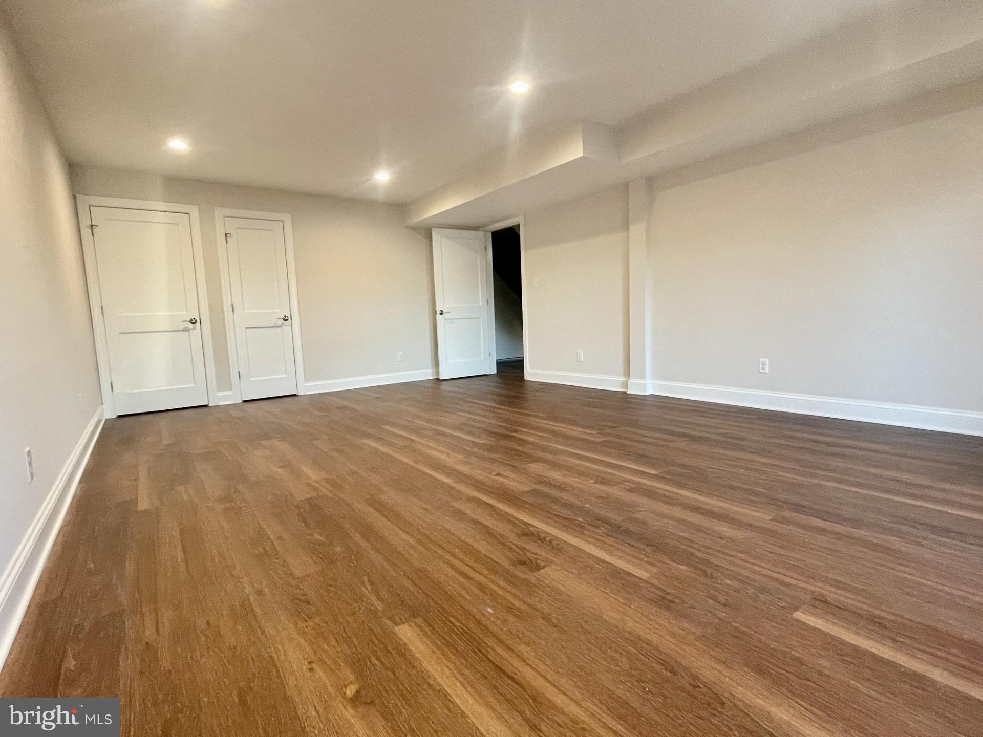 ROCKS ACRES - Residential