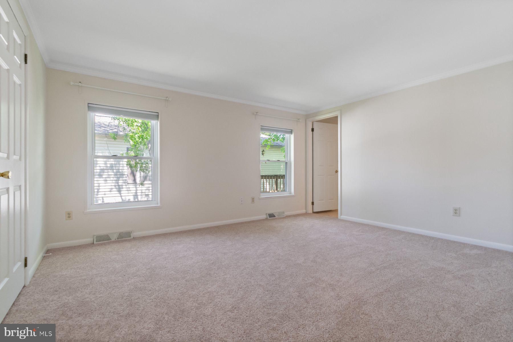 NOTTINGHAM VILLAGE - Residential