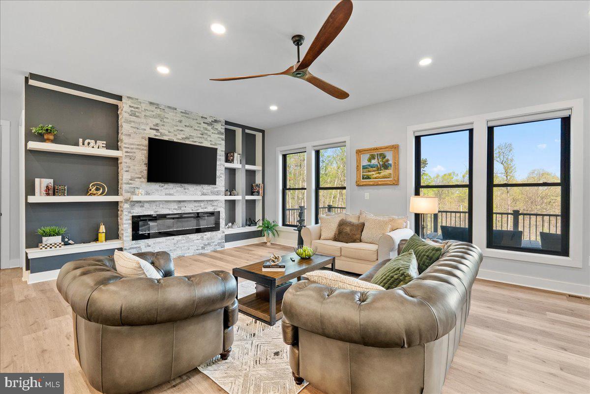 MORGANS RIDGE - Residential