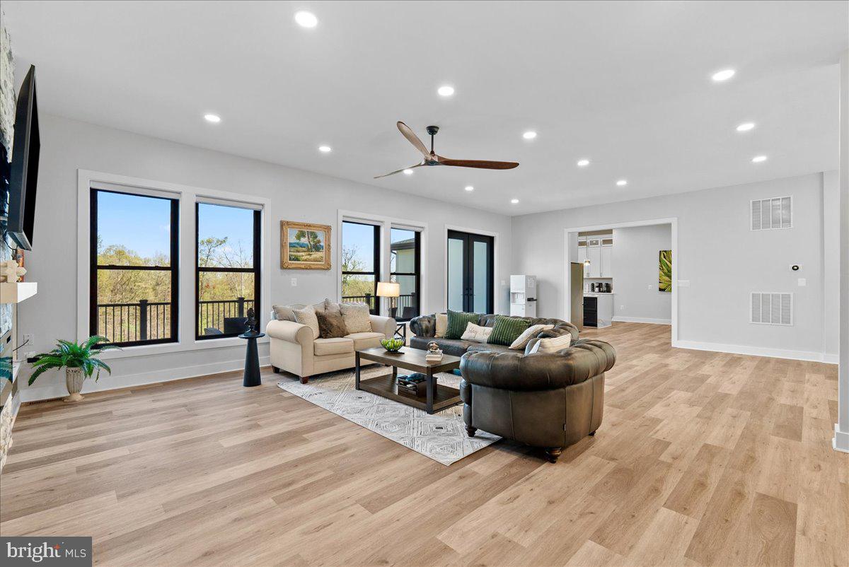 MORGANS RIDGE - Residential