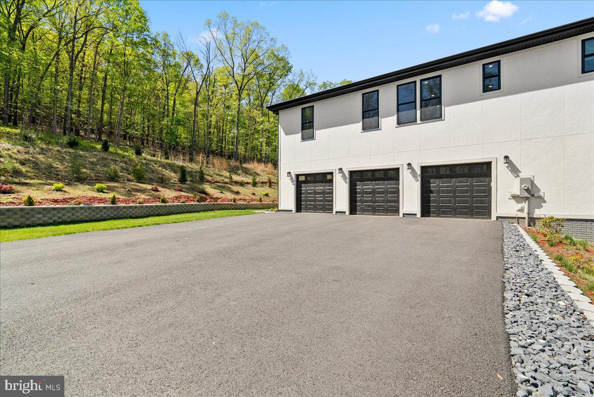 MORGANS RIDGE - Residential