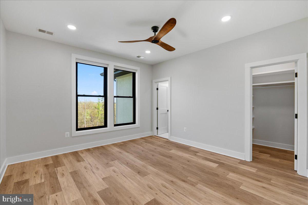MORGANS RIDGE - Residential