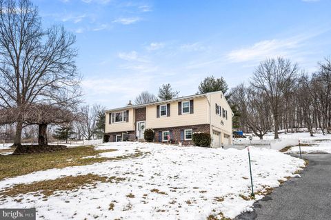 1548 COUNTY LINE ROAD GILBERTSVILLE PA 19525
