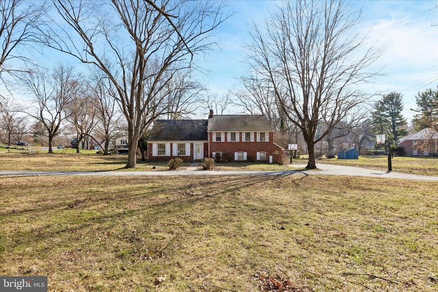 Positioned in the highly sought-after Glenhardie community of Wayne, within award-winning Tredyffrin Township, 1450 Thomas Road presents a rare opportunity to secure a premium piece of land in one of the Main Line’s most desirable locations. Just minutes from King of Prussia, downtown Wayne, major highways, top-tier shopping, and dining, this property offers exceptional convenience paired with a tranquil, established neighborhood setting.
Situated on a spacious lot with a circular driveway and mature surroundings, the property provides an ideal canvas for new construction or redevelopment. The setting offers privacy, generous space, and the potential to tear down the existing structure, design and build a custom home tailored to modern living.
Surrounded by well-maintained homes and a strong sense of community, Glenhardie is known for its walkability and enduring appeal—making this an excellent opportunity for builders, investors, or anyone looking to create their dream home in a premier location.
The existing structure is being sold as-is, with the property primarily valued for its land and redevelopment potential. Buyers are encouraged to conduct all due diligence and inspections prior to submitting an offer.