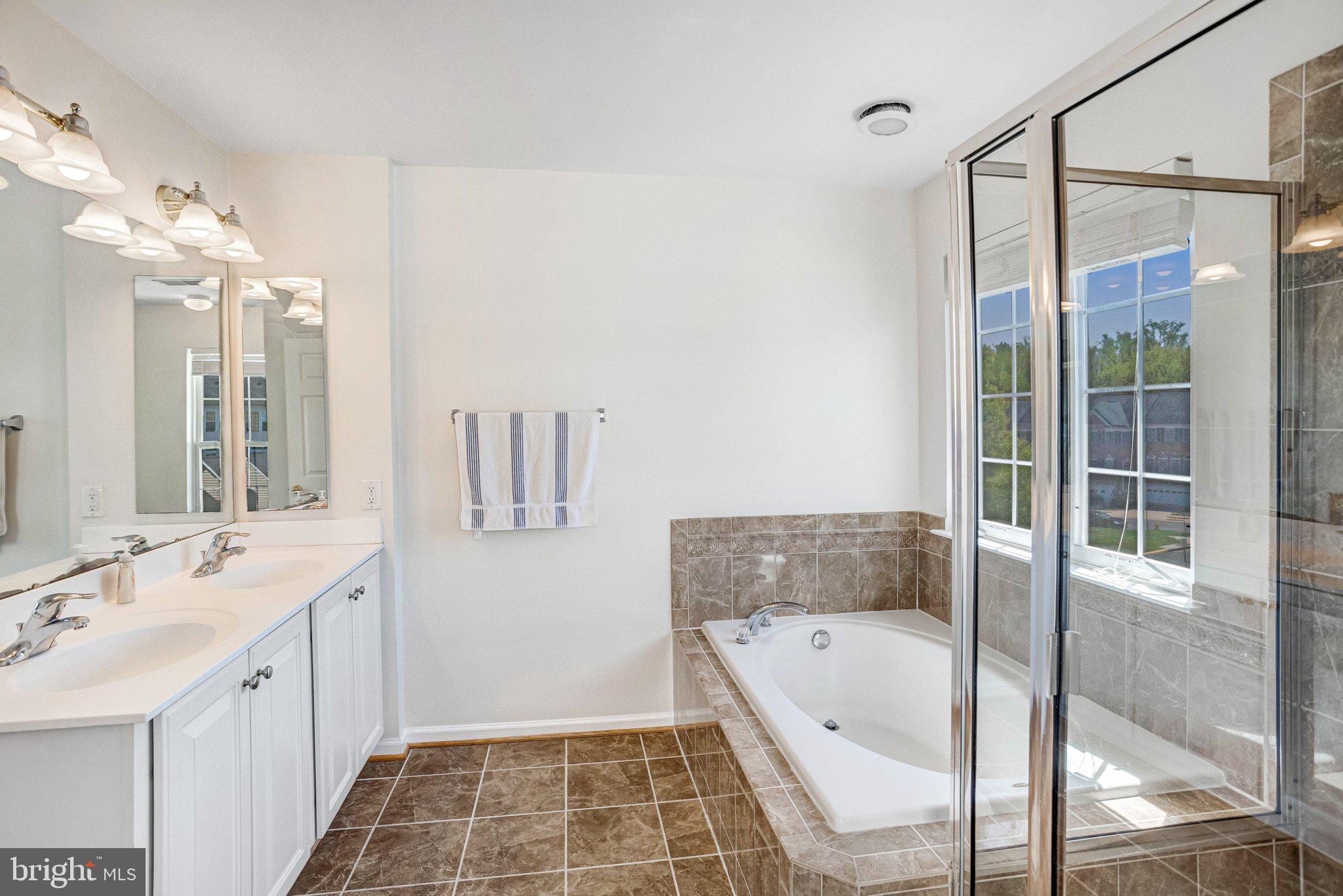 PORT POTOMAC - Residential