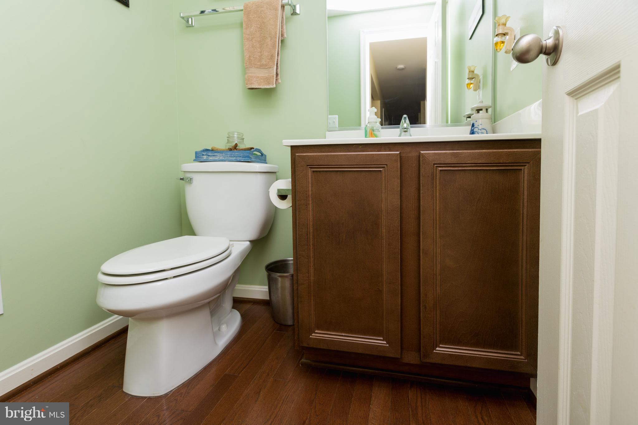 ROUND HILL - Residential