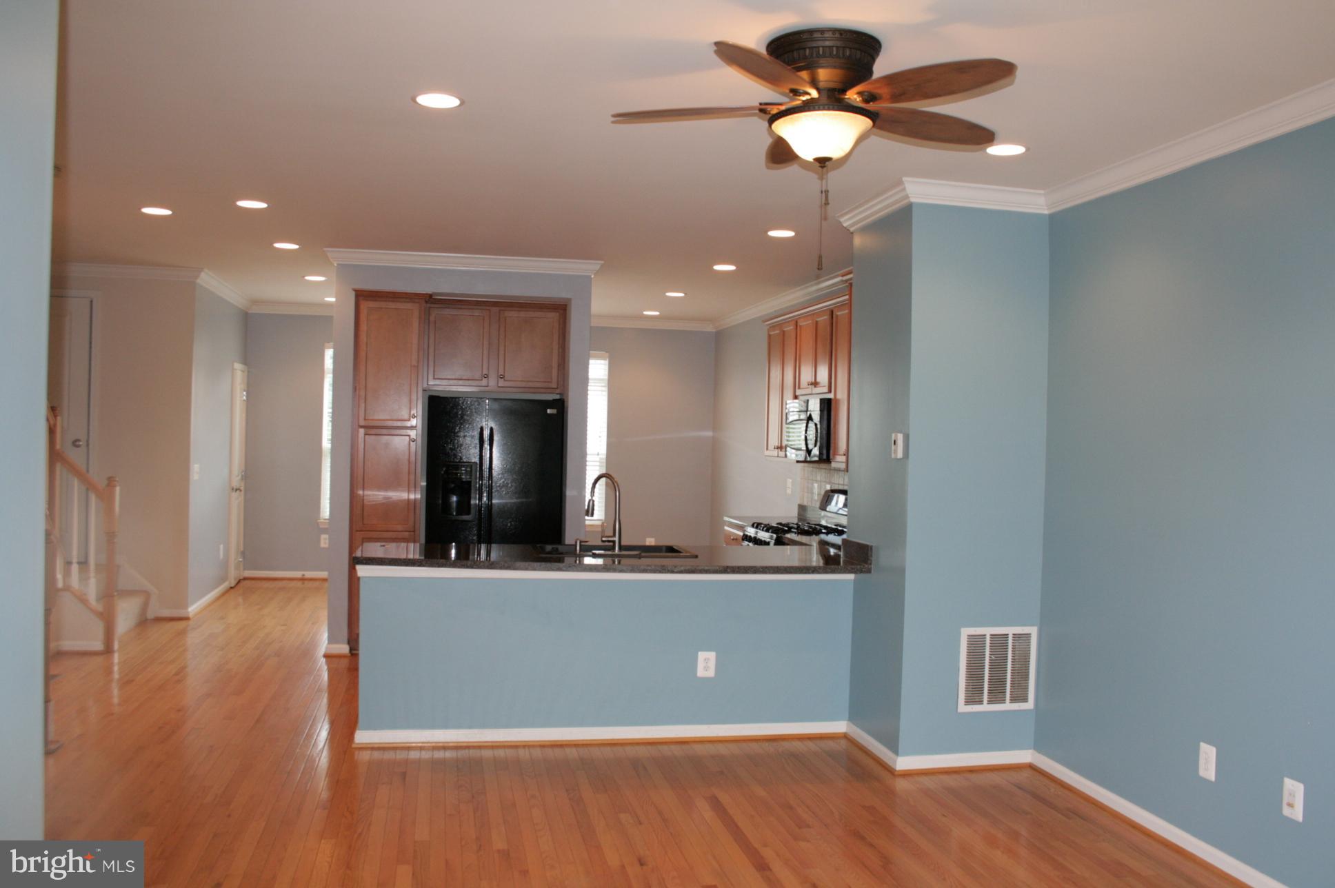 WOODSTREAM - Residential Lease