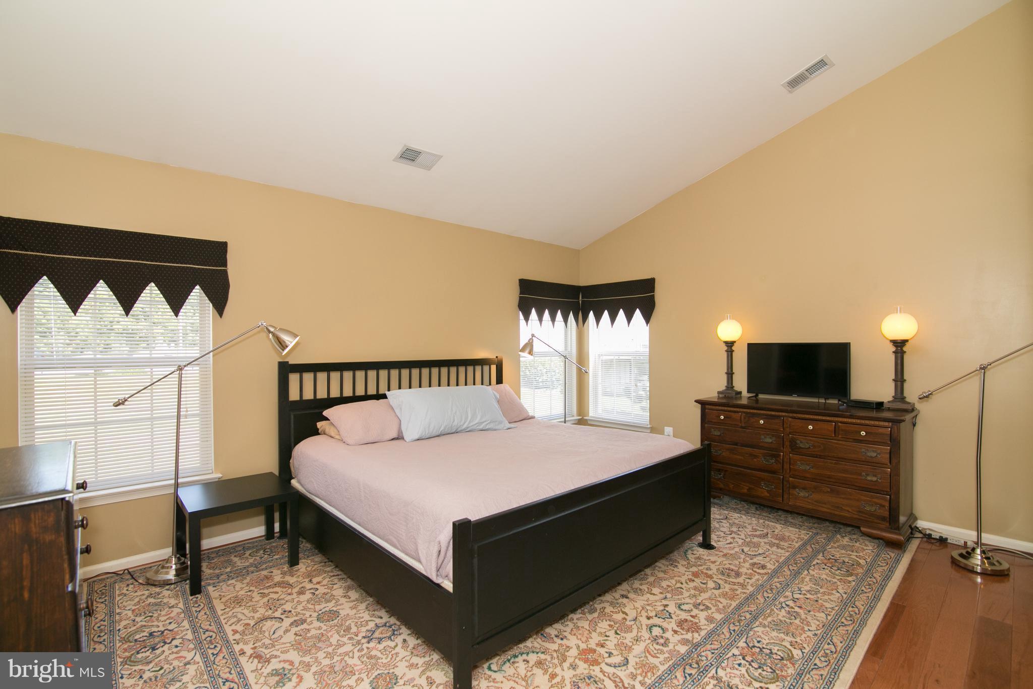 PRINCETON WOODS - Residential