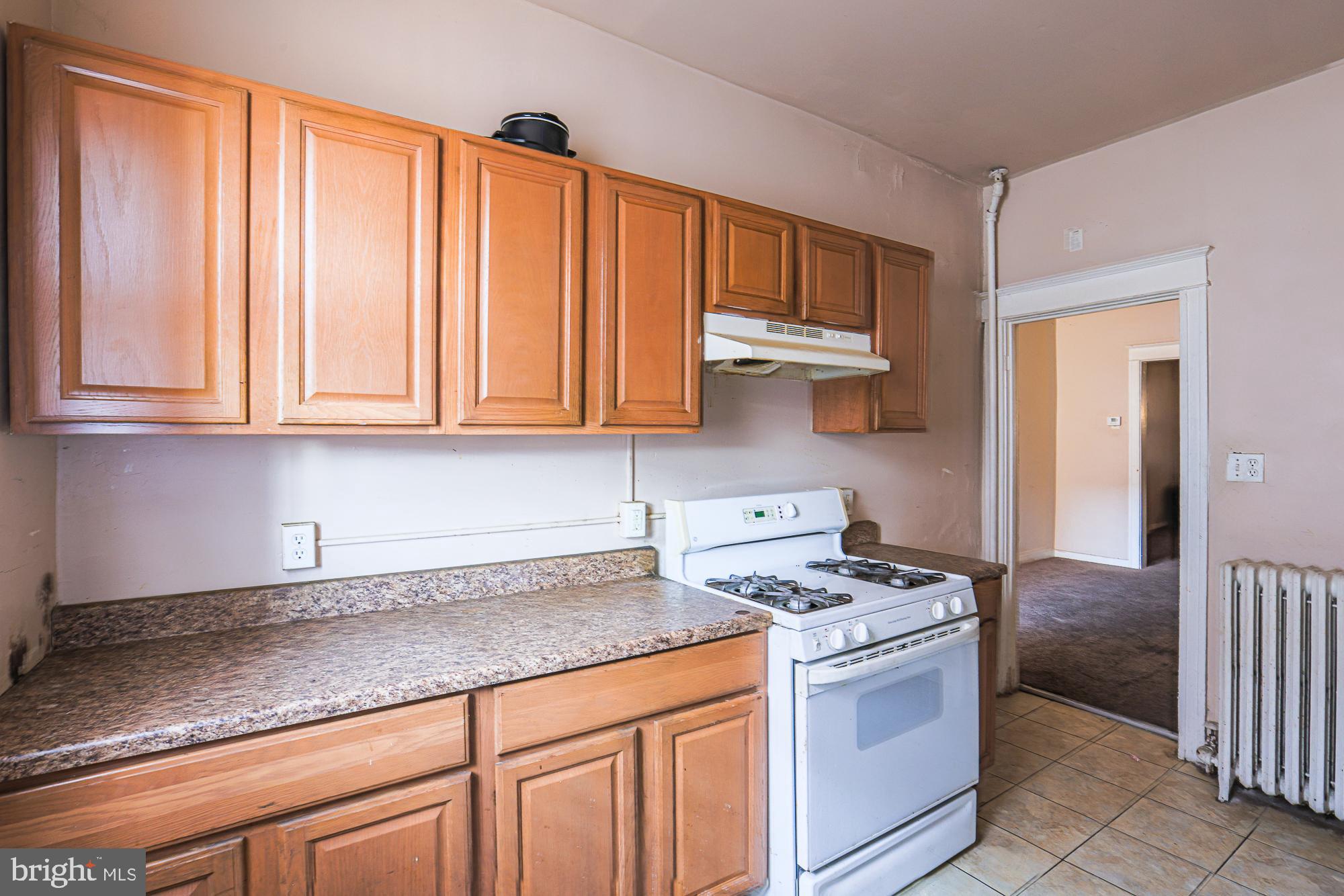 EAST BALTIMORE MIDWAY - Residential