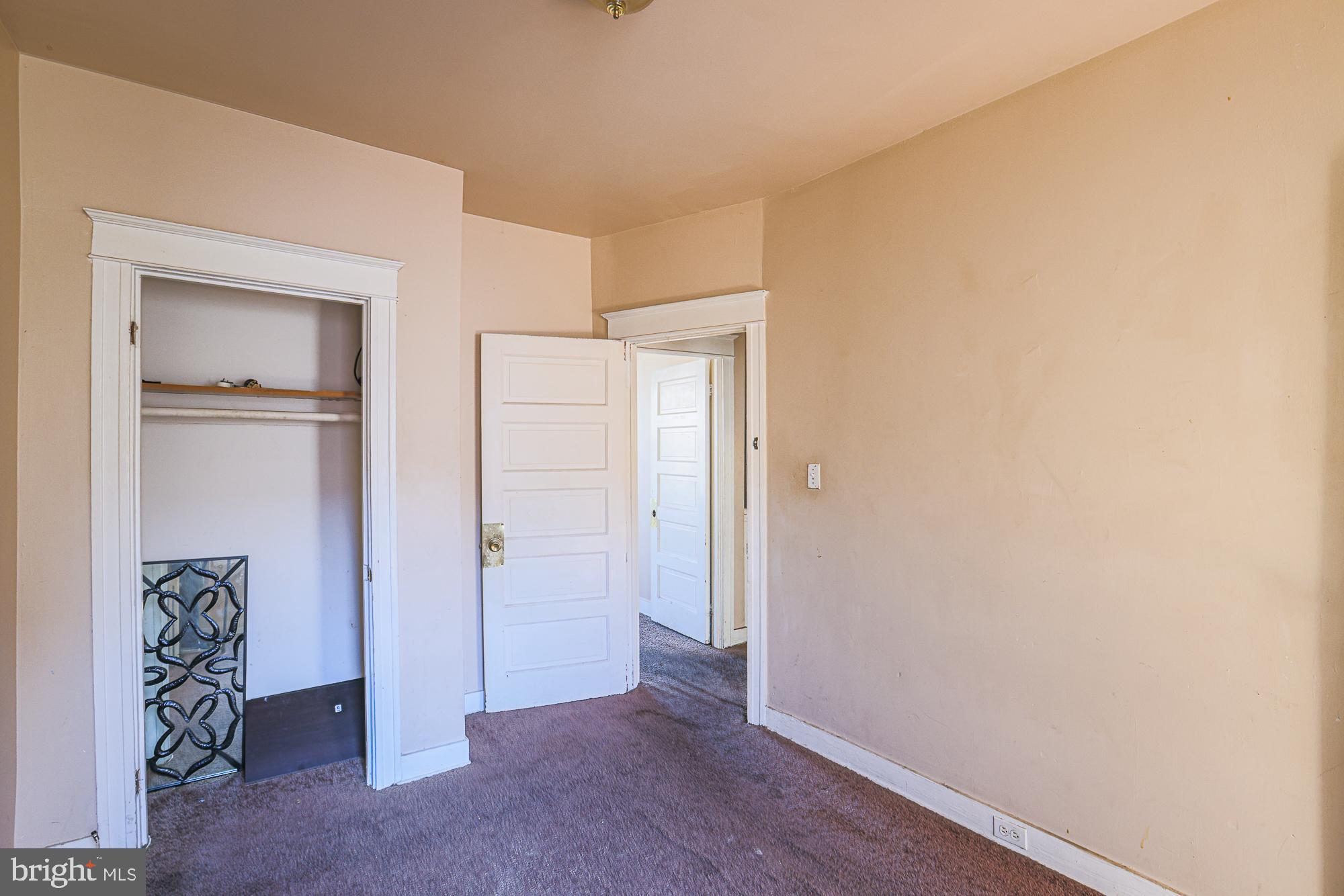 EAST BALTIMORE MIDWAY - Residential