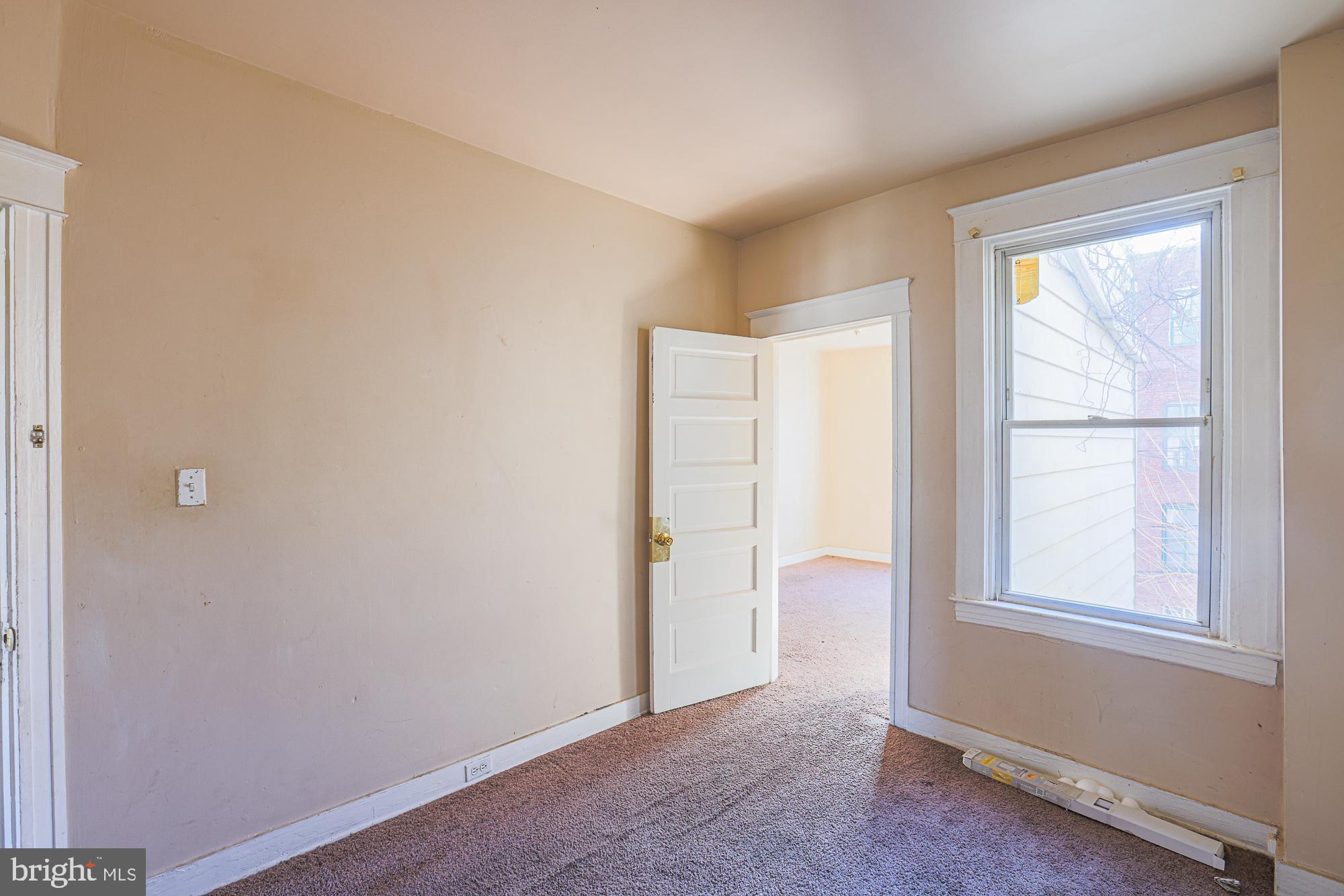 EAST BALTIMORE MIDWAY - Residential