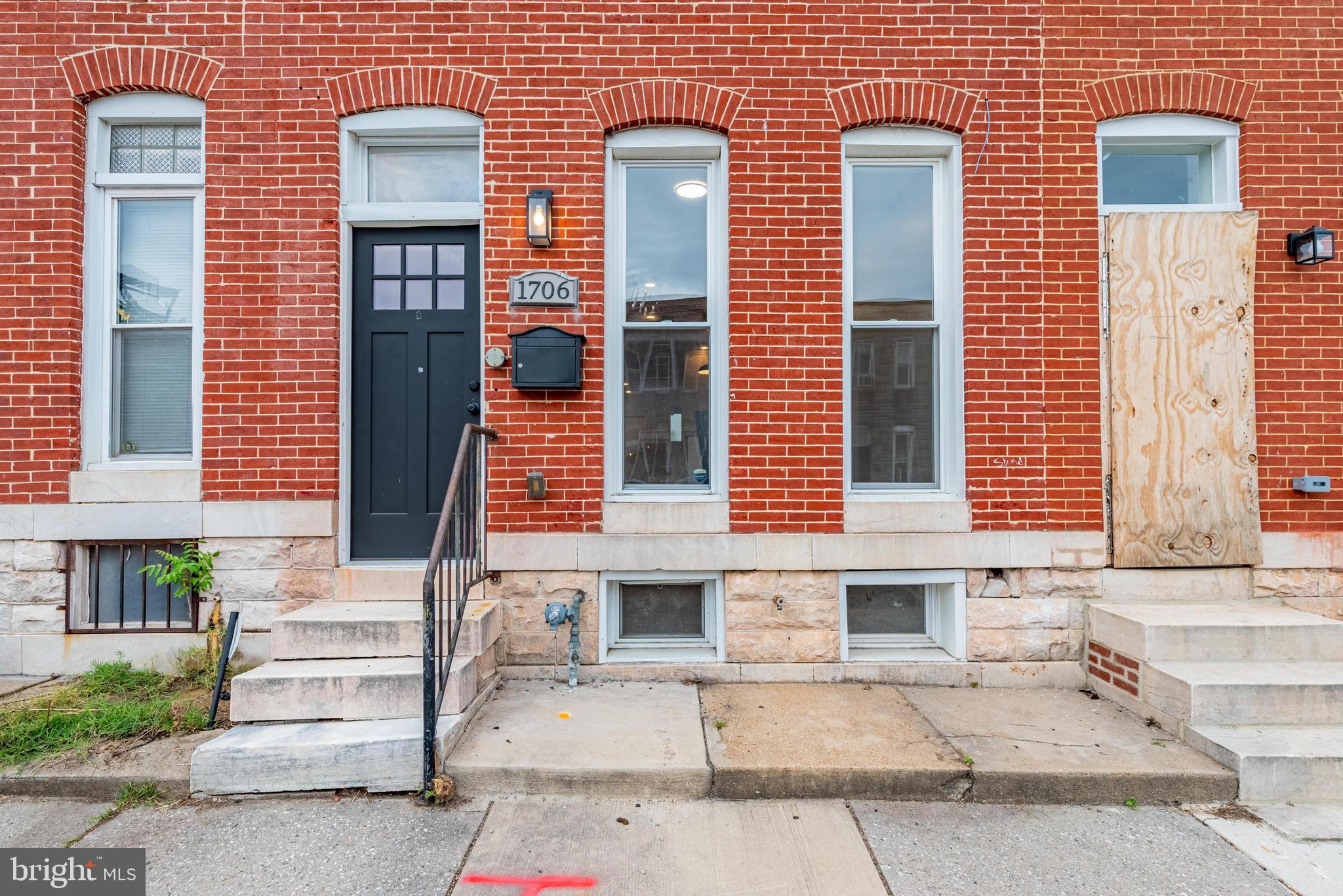 1706 E FEDERAL STREET