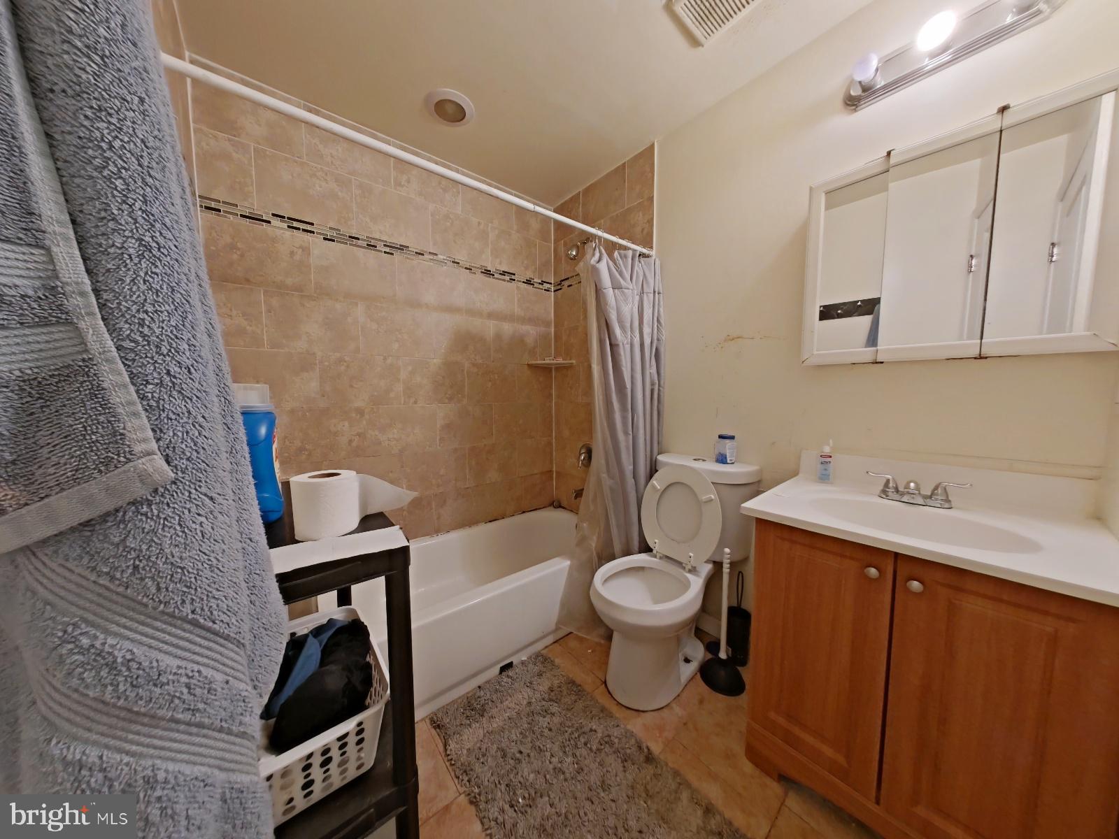 TEMPLE UNIVERSITY - Residential Income