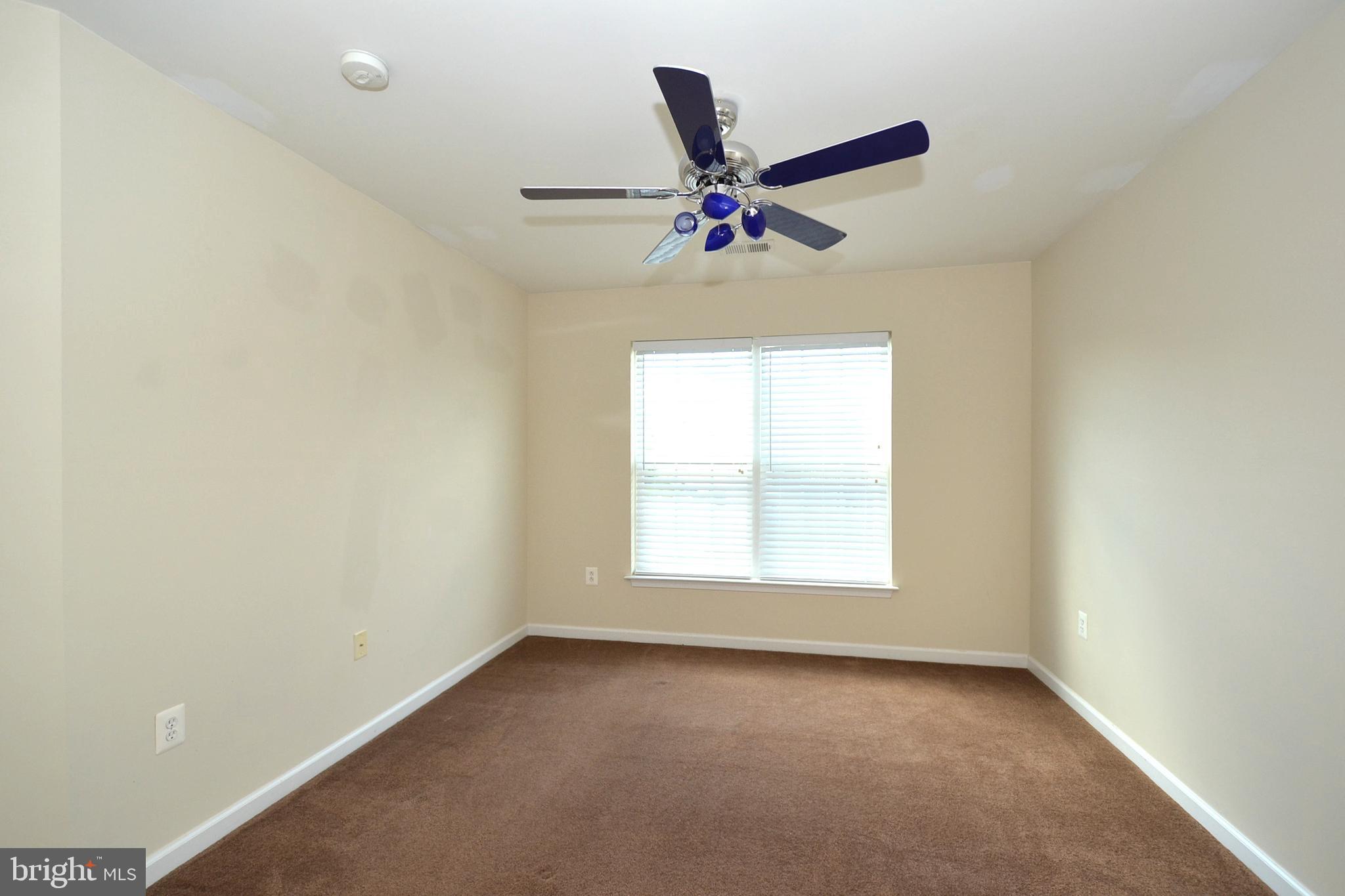 WESTBURY - Residential