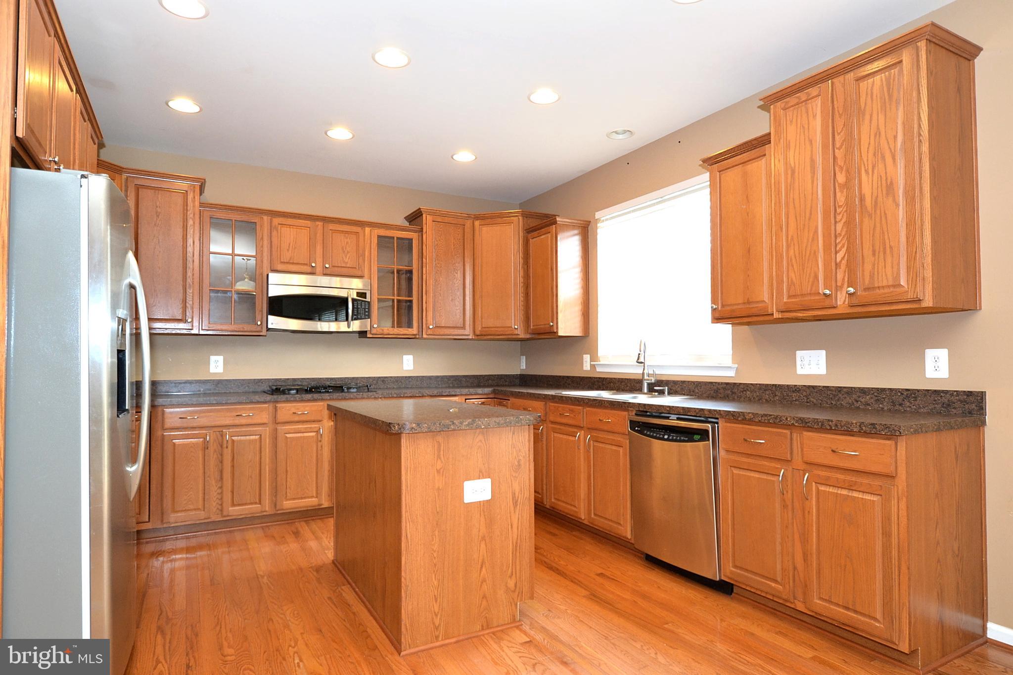 WESTBURY - Residential